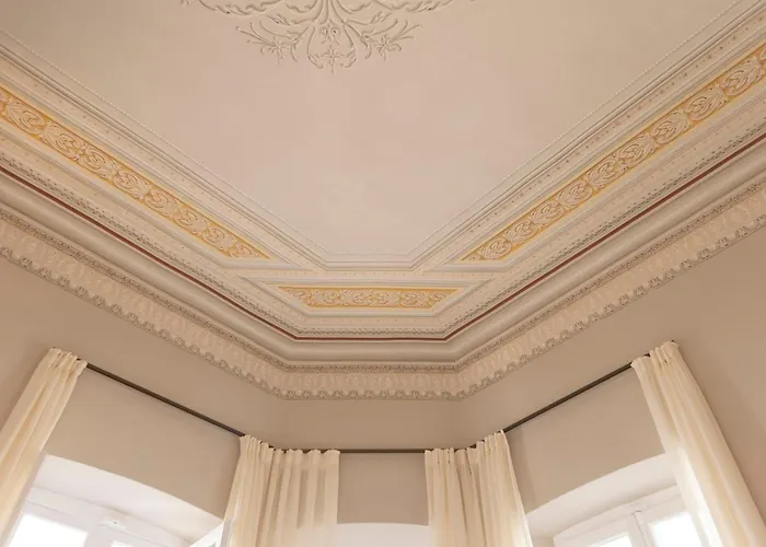 6 Roosevelt Str Ermoupoli