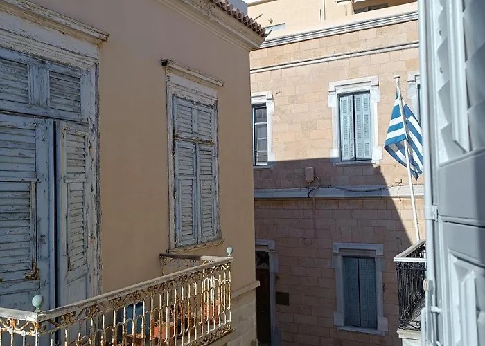 Hotel 6 Roosevelt Str *