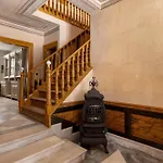 6 Roosevelt Str Hermópolis