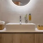 6 Roosevelt Str Hotel