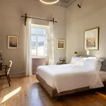 6 Roosevelt Str Hotel *