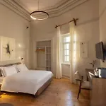 6 Roosevelt Str Hotel