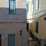6 Roosevelt Str * Hermópolis