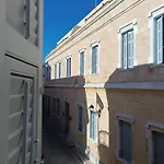 6 Roosevelt Str