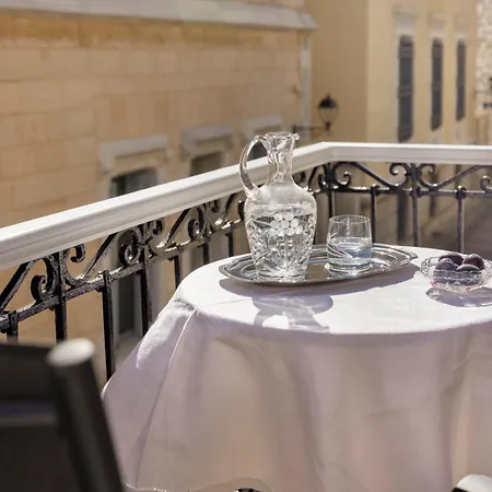 Hotel 6 Roosevelt Str Ermoupoli