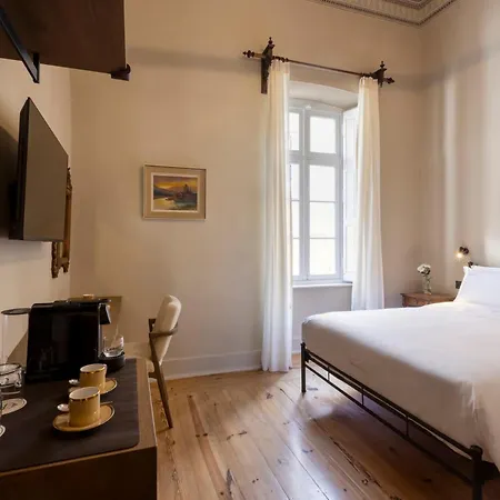 6 Roosevelt Str * Ermoupoli