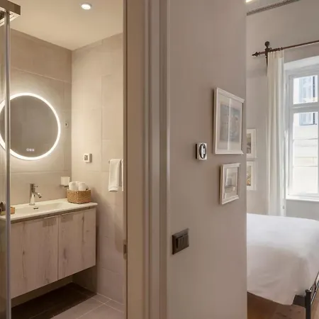 Hotel 6 Roosevelt Str Ermoupoli
