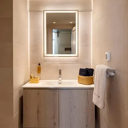 6 Roosevelt Str Hermópolis