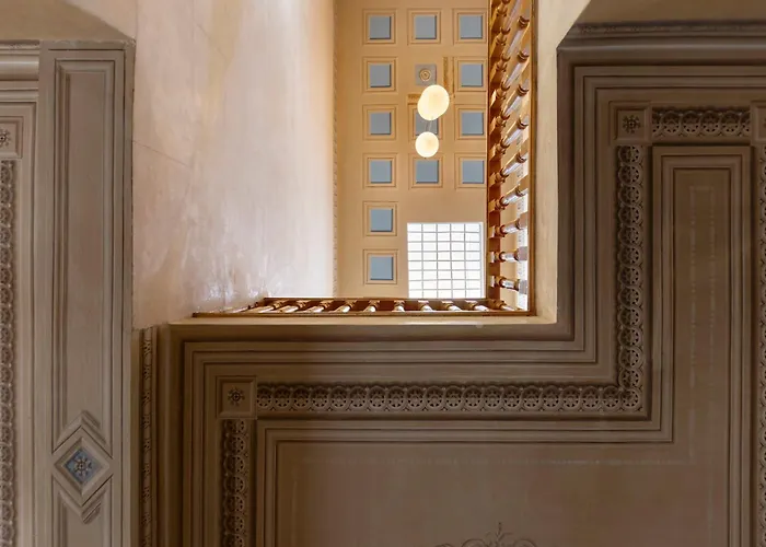 Hotel 6 Roosevelt Str *